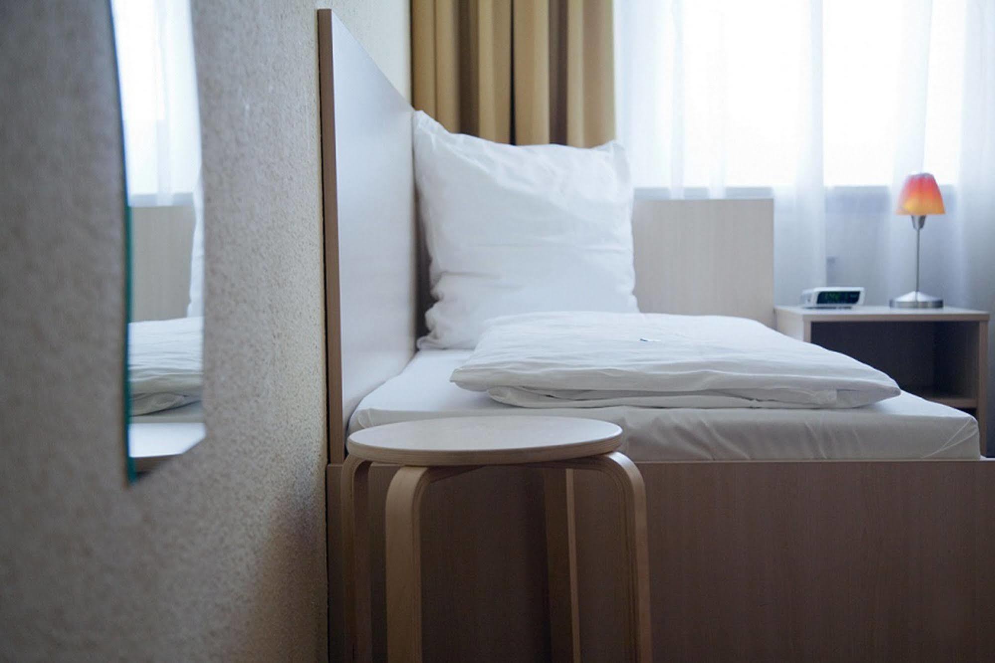 Hotel Kiez Pension Берлін Екстер'єр фото