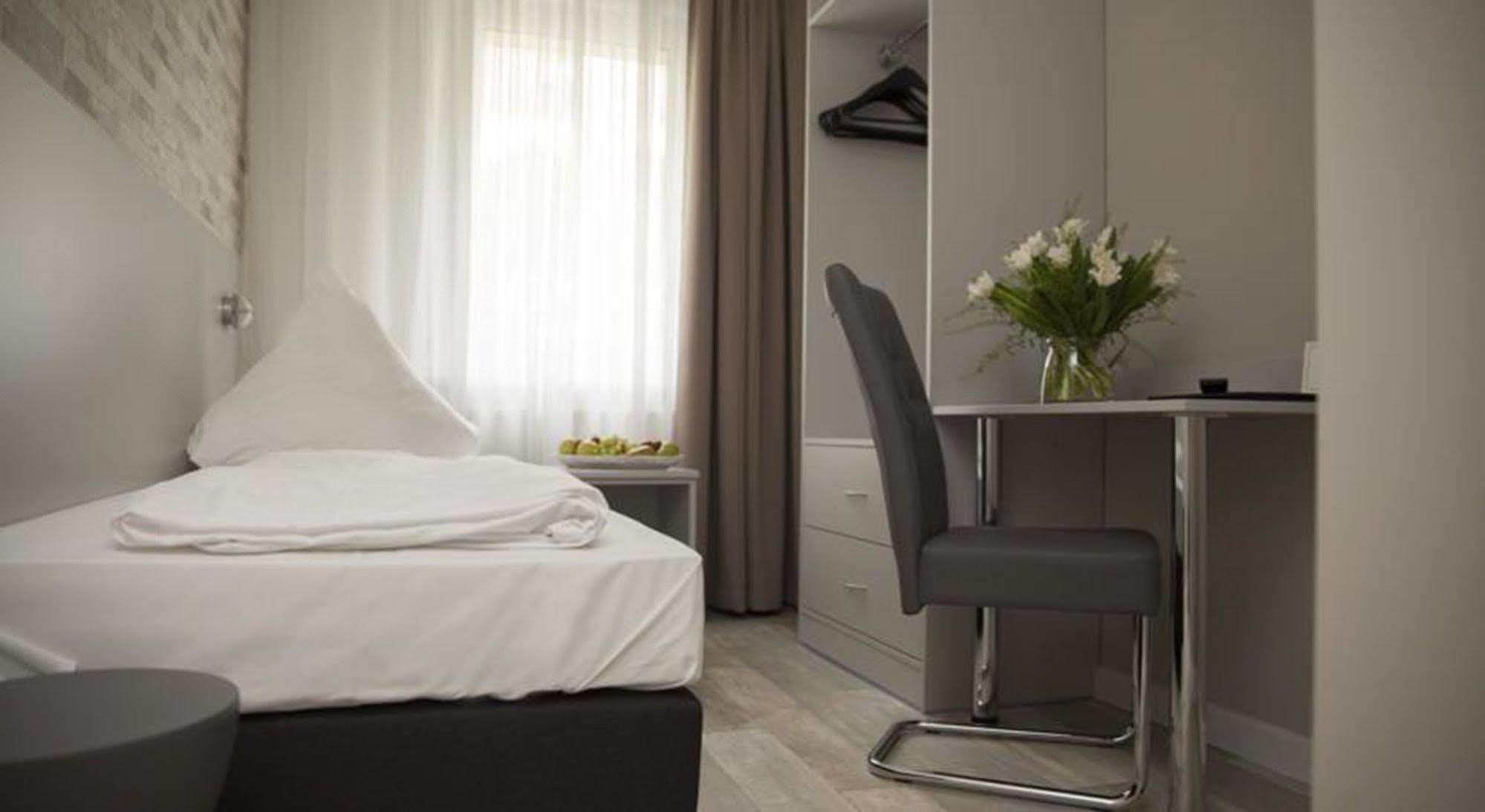 Hotel Kiez Pension Берлін Екстер'єр фото